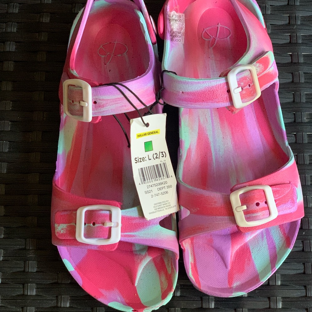 NWT Swiggles Girls Sandals